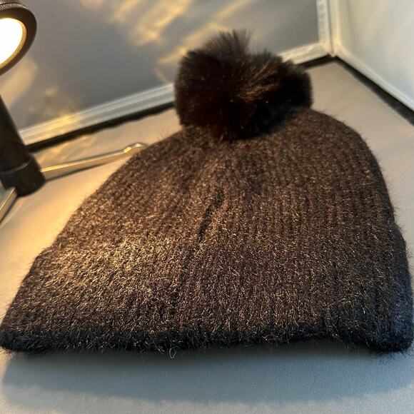 NWT! Black Pearl Bling One Size Fits Most Women’s Pom Pom Knit Beanie (K0077) - Picture 6 of 10